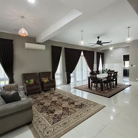Pinevalley Homestay Putrajaya Presint 12 Εξωτερικό φωτογραφία