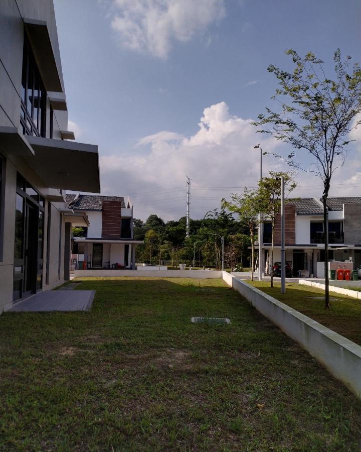 Pinevalley Homestay Putrajaya Presint 12 Εξωτερικό φωτογραφία